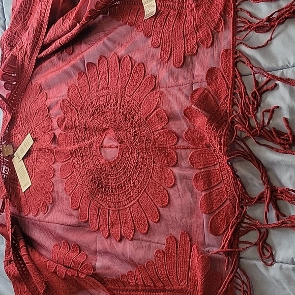 Chico's Deep Cherry Lace Kimono with Fringe Detail- NEW WITH TAGS! Sz L/XL - Picture 7 of 7